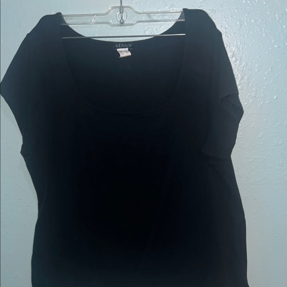 VENUS Black Fitted Cap Sleeve T-Shirt